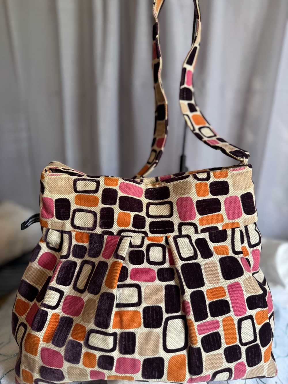 Glitzy Gals Patterned Canvas Shoulder Bag in Pink, Orange, Brown
